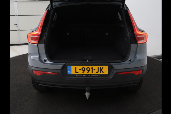 Volvo XC40 1.5 T4 Rech R Design Expression | Panoramadak | Stoel & stuurverwarming | Adaptive cruise | Trekhaak | Camera | Carplay | Getint glas | PHEV