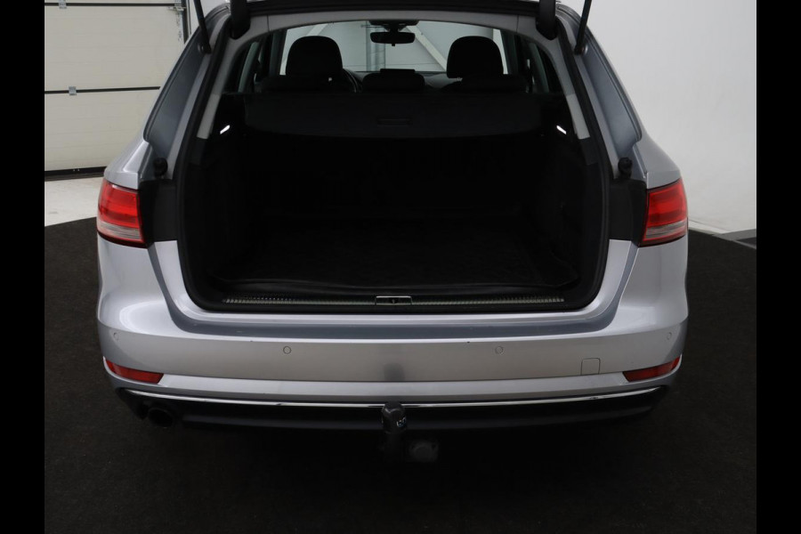 Audi A4 1.4 TFSI Pro Line Plus | Stoelverwarming | Carplay | Trekhaak | Sportstoelen | Full LED | Cruise control | Parkeerhulp | Bluetooth