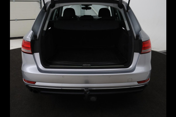 Audi A4 1.4 TFSI Pro Line Plus | Stoelverwarming | Carplay | Trekhaak | Sportstoelen | Full LED | Cruise control | Parkeerhulp | Bluetooth