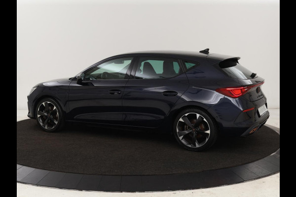 CUPRA Leon 1.4 e-Hybrid | Stoel & stuurverwarming | Camera | Adaptive cruise | Carplay | Navigatie | Sfeerverlichting | Keyless | Sportstoelen | Full LED | PHEV