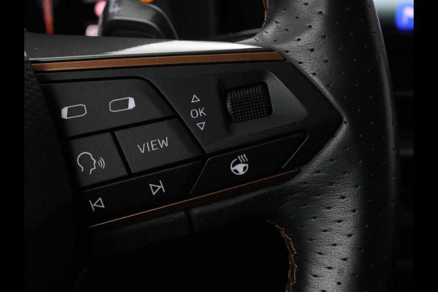 CUPRA Leon 1.4 e-Hybrid | Stoel & stuurverwarming | Camera | Adaptive cruise | Carplay | Navigatie | Sfeerverlichting | Keyless | Sportstoelen | Full LED | PHEV