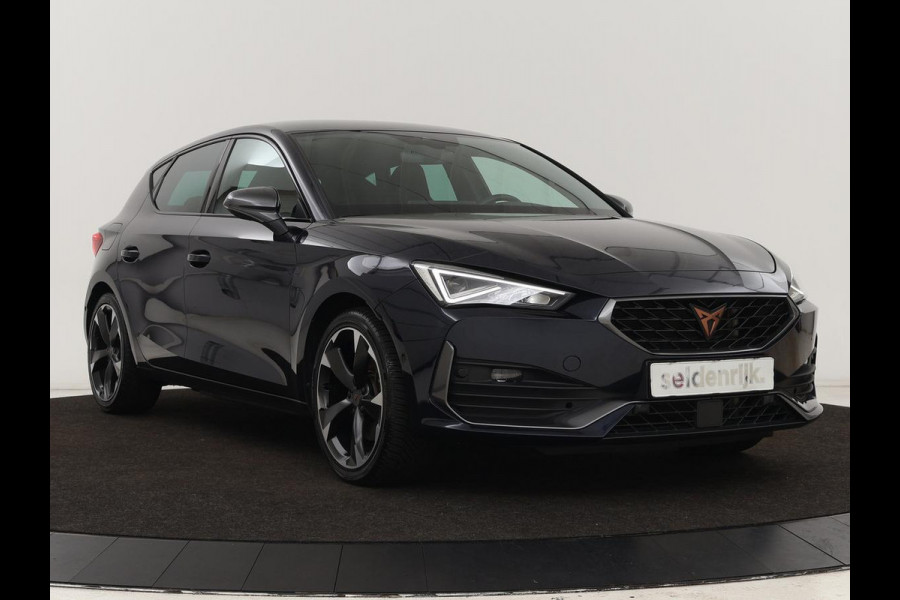 CUPRA Leon 1.4 e-Hybrid | Stoel & stuurverwarming | Camera | Adaptive cruise | Carplay | Navigatie | Sfeerverlichting | Keyless | Sportstoelen | Full LED | PHEV