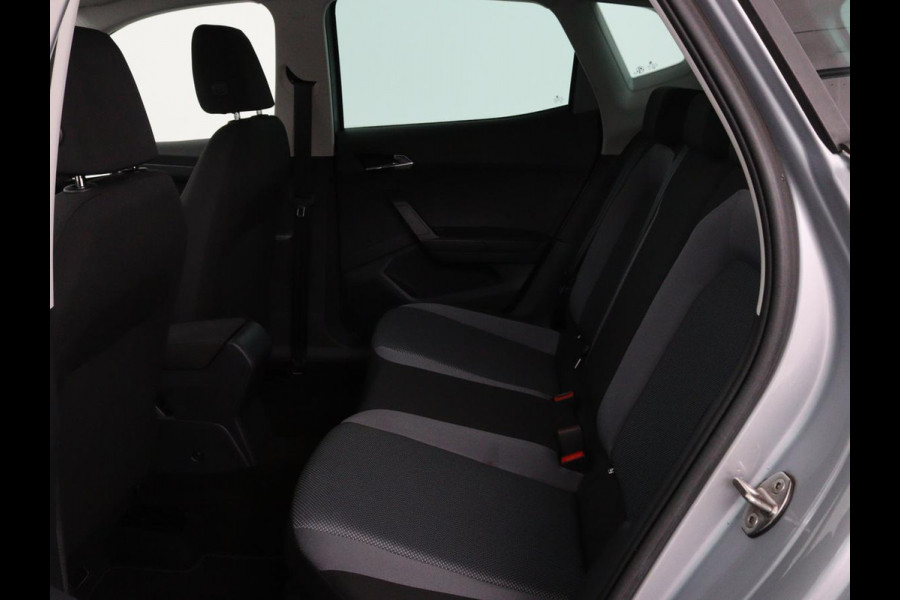Seat Arona 1.0 TSI Style Intens | 110pk | Adaptive cruise | Camera | Carplay | Climate control | Keyless | Park Assist | DAB | Bluetooth