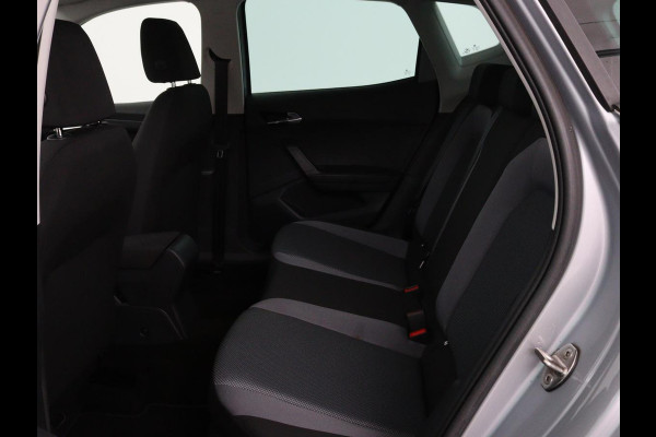 Seat Arona 1.0 TSI Style Intens | 110pk | Adaptive cruise | Camera | Carplay | Climate control | Keyless | Park Assist | DAB | Bluetooth