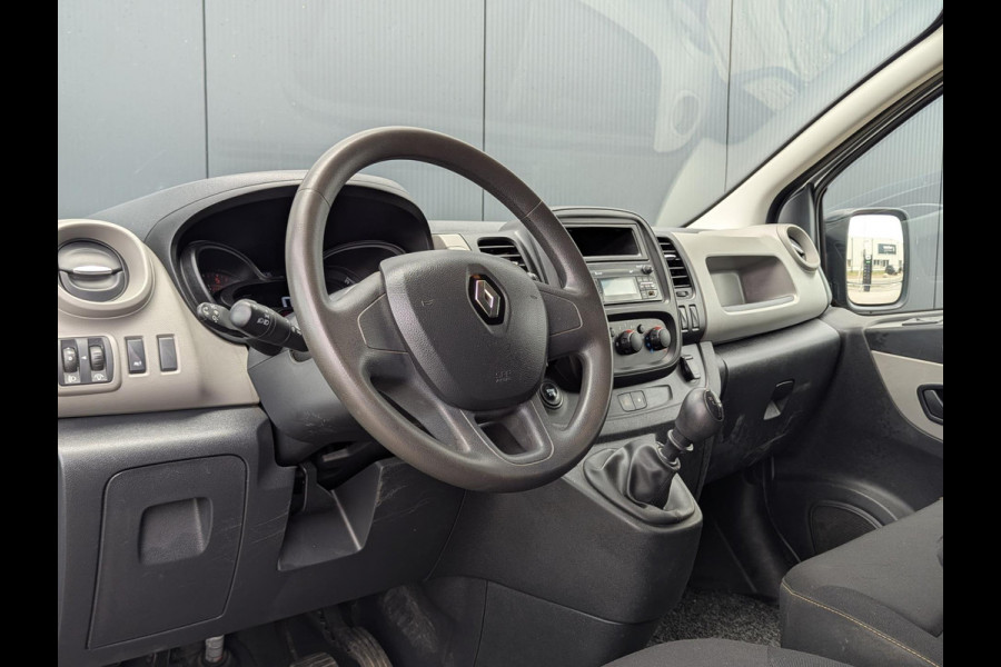 Renault Trafic DCi 120PK L2H1 CRUISE AIRCO EURO 6 2000KG TREKHAAK 3 ZITPLAATSEN