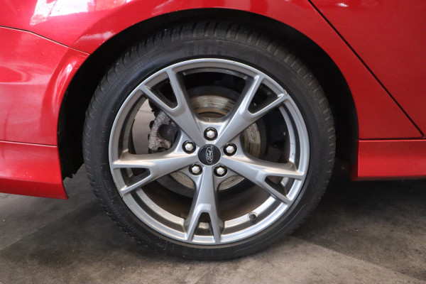 Ford FOCUS Wagon 1.5 ST-Line Navigatie CruiseControl Trekhaak NAP