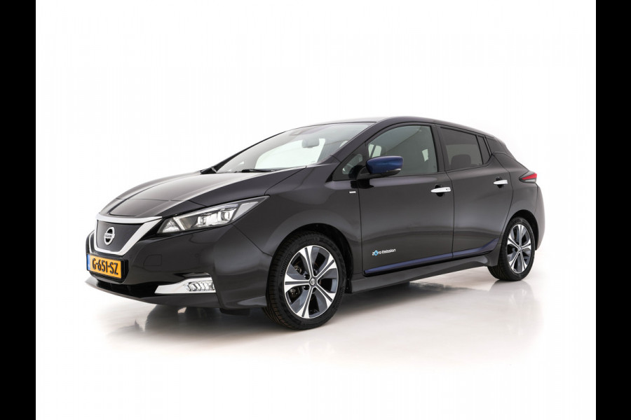 Nissan Leaf Tekna 40 kWh (INCL-BTW) Aut. *LEATHER-FABRIC | FULL-LED | BOSE-SURROUND | ADAPTIVE-CRUISE | TOP-VIEW | KEYLESS | NAVI-FULLMAP | BLINDSPOT | DAB+ | PDC | HEATED-COMFORT-SEATS | TOWBAR | DIGI-COCKPIT | 17"A