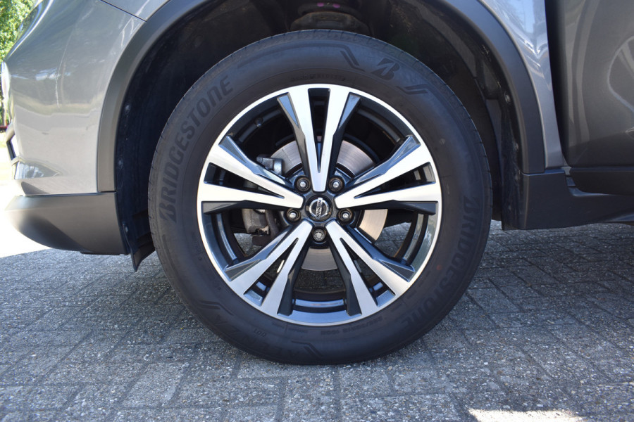 Nissan X-Trail 1.3 DIG-T N-Connecta Automaat / Keyless / Navigatie / Cruise / 18" LM  / Panoramadak / Trekhaak