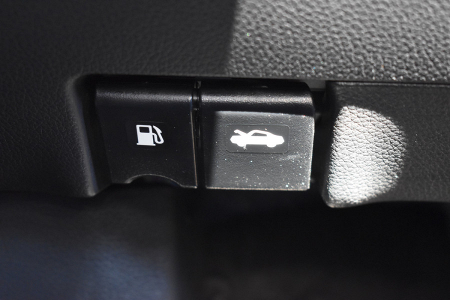 Nissan X-Trail 1.3 DIG-T N-Connecta Automaat / Keyless / Navigatie / Cruise / 18" LM  / Panoramadak / Trekhaak
