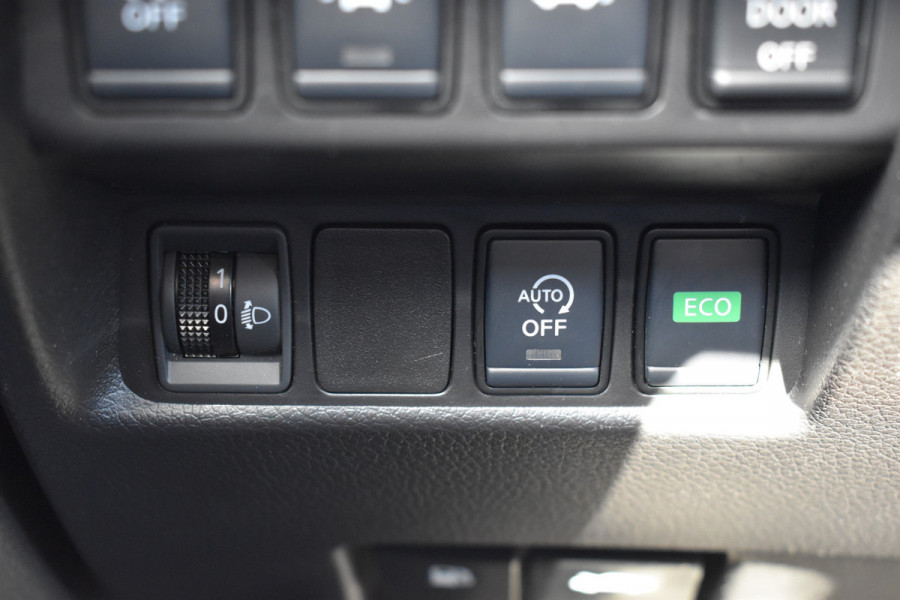 Nissan X-Trail 1.3 DIG-T N-Connecta Automaat / Keyless / Navigatie / Cruise / 18" LM  / Panoramadak / Trekhaak