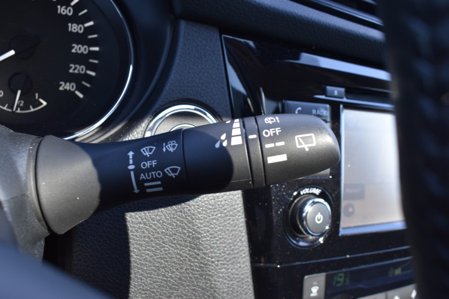 Nissan X-Trail 1.3 DIG-T N-Connecta Automaat / Keyless / Navigatie / Cruise / 18" LM  / Panoramadak / Trekhaak