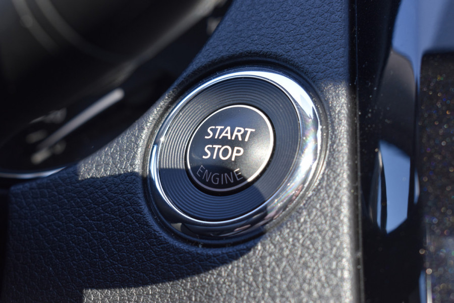 Nissan X-Trail 1.3 DIG-T N-Connecta Automaat / Keyless / Navigatie / Cruise / 18" LM  / Panoramadak / Trekhaak