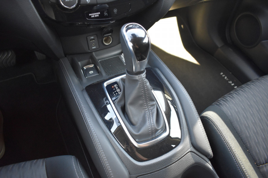 Nissan X-Trail 1.3 DIG-T N-Connecta Automaat / Keyless / Navigatie / Cruise / 18" LM  / Panoramadak / Trekhaak