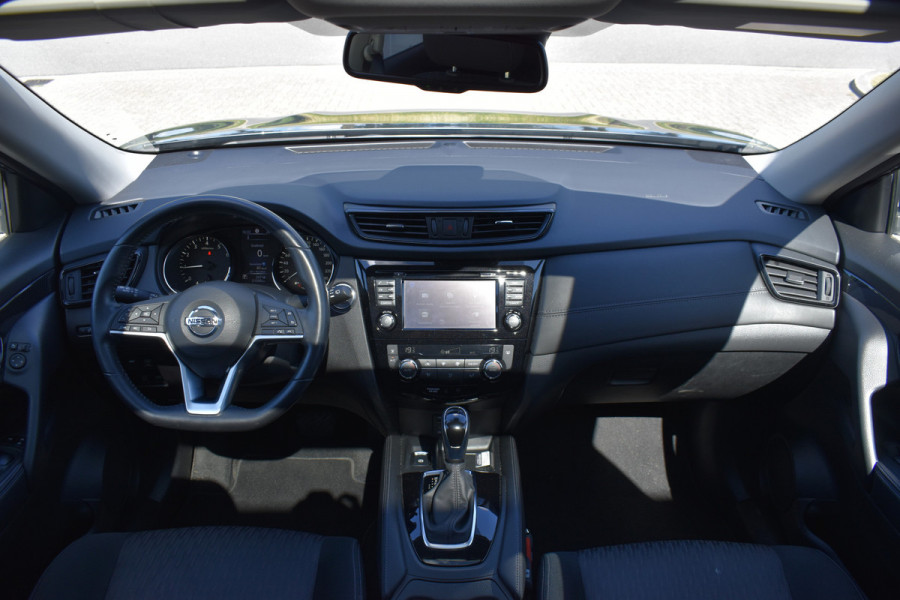 Nissan X-Trail 1.3 DIG-T N-Connecta Automaat / Keyless / Navigatie / Cruise / 18" LM  / Panoramadak / Trekhaak