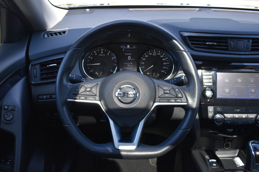 Nissan X-Trail 1.3 DIG-T N-Connecta Automaat / Keyless / Navigatie / Cruise / 18" LM  / Panoramadak / Trekhaak