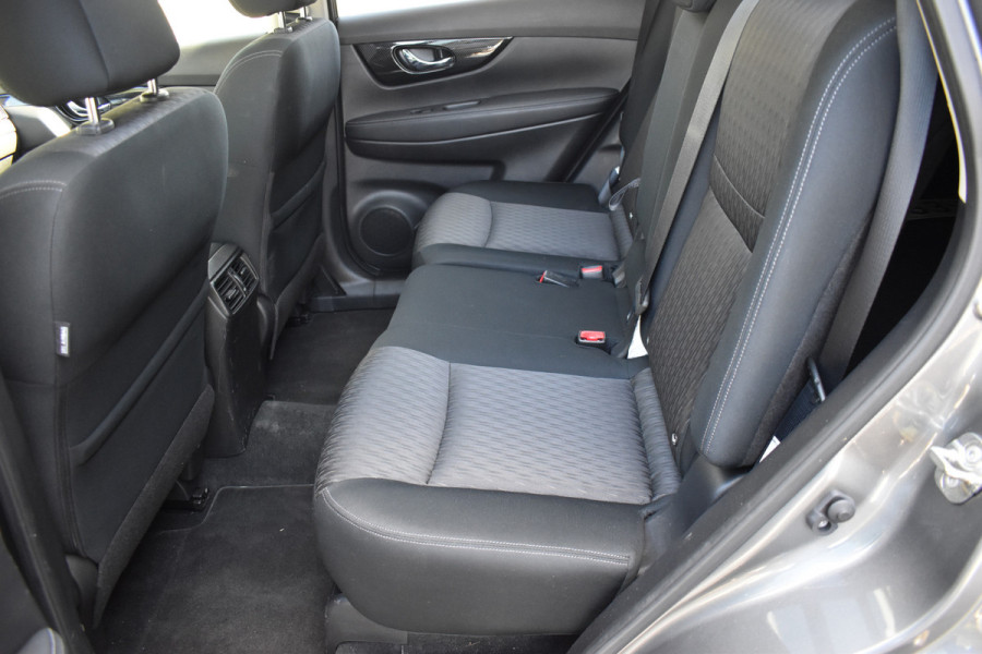 Nissan X-Trail 1.3 DIG-T N-Connecta Automaat / Keyless / Navigatie / Cruise / 18" LM  / Panoramadak / Trekhaak
