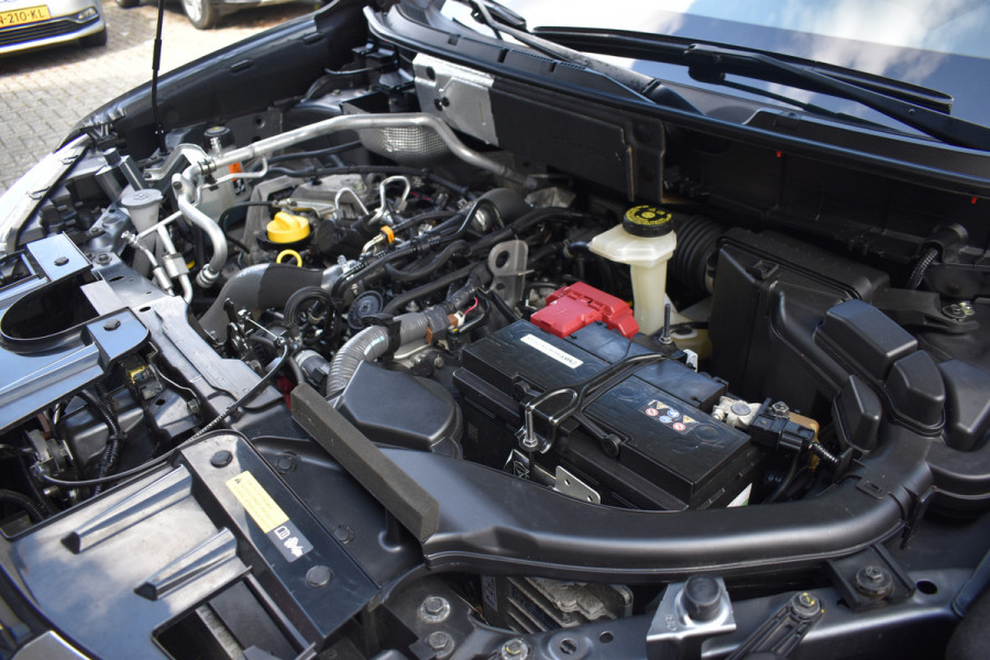 Nissan X-Trail 1.3 DIG-T N-Connecta Automaat / Keyless / Navigatie / Cruise / 18" LM  / Panoramadak / Trekhaak