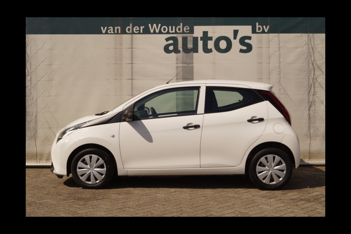 Toyota Aygo 1.0 VVT-i X-Fun -AIRCO-LED- Toyota Aygo 1.0 VVT-i X-Fun -AIRCO-LED-