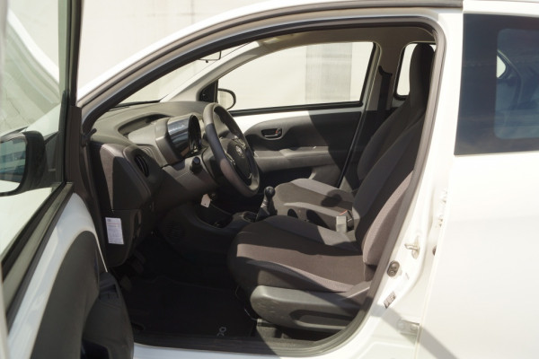 Toyota Aygo 1.0 VVT-i X-Fun -AIRCO-LED-