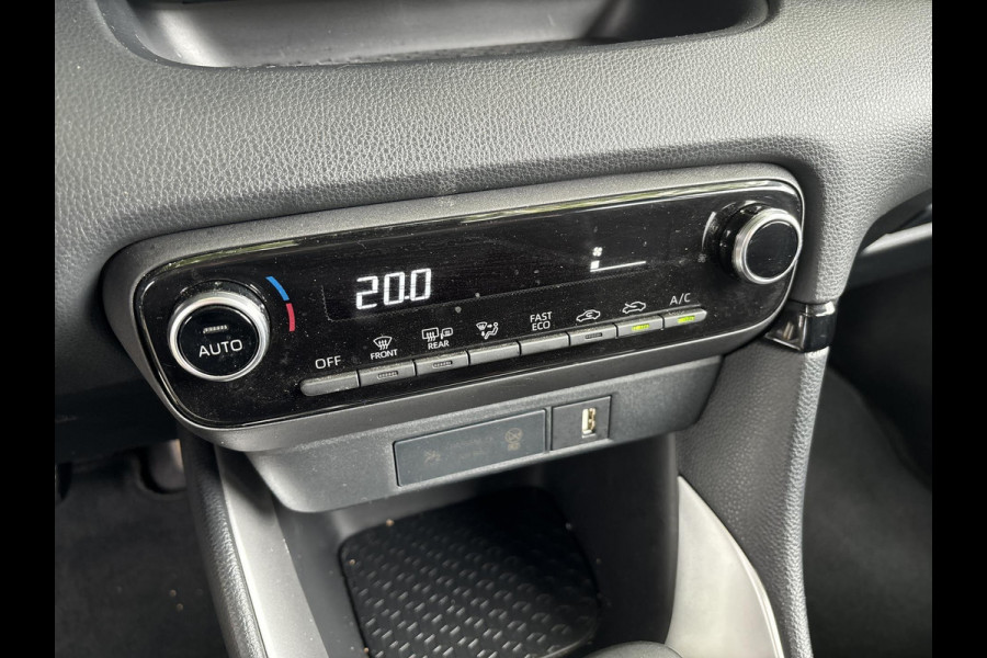 Toyota Yaris 1.5 Hybrid Active | navigatie