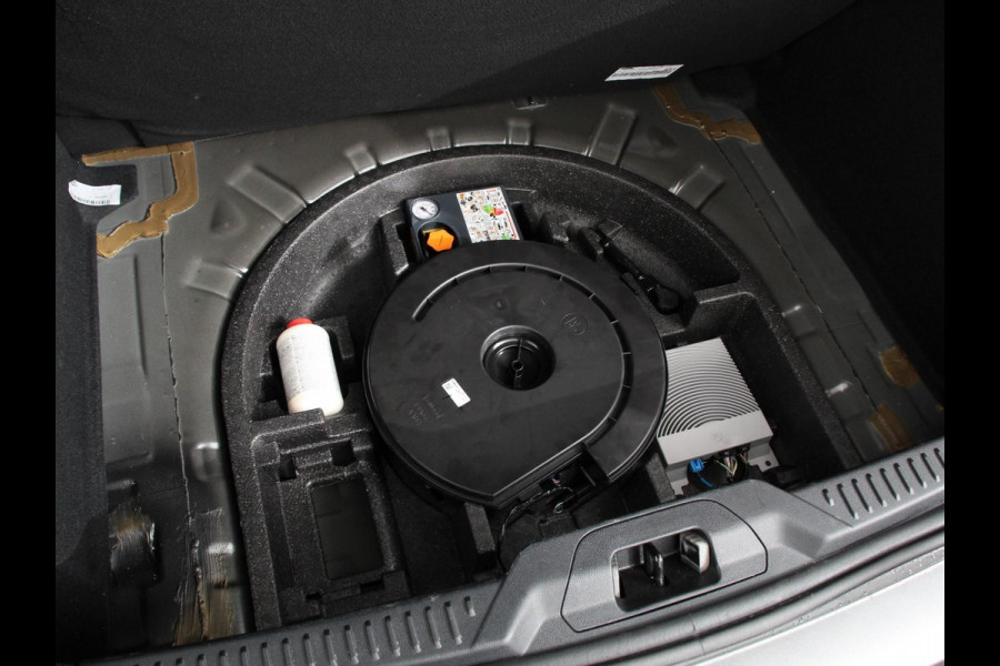 Ford Focus 1.0 EcoBoost 155pk Hybrid Automaat Active X | Navigatie | Climate Control | Camera | Parkeer sensoren | B&O | Dab | Led | Lichtmetalen velgen