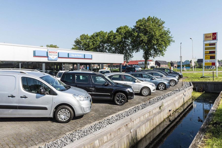 Jeep Compass 4xe 240 Plug-in Hybrid Electric Upland
