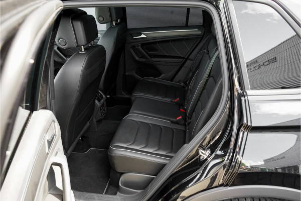 Volkswagen Tiguan 1.4 TSI eHybrid R-Line Pano Leder Black Style 360° Trekhaak