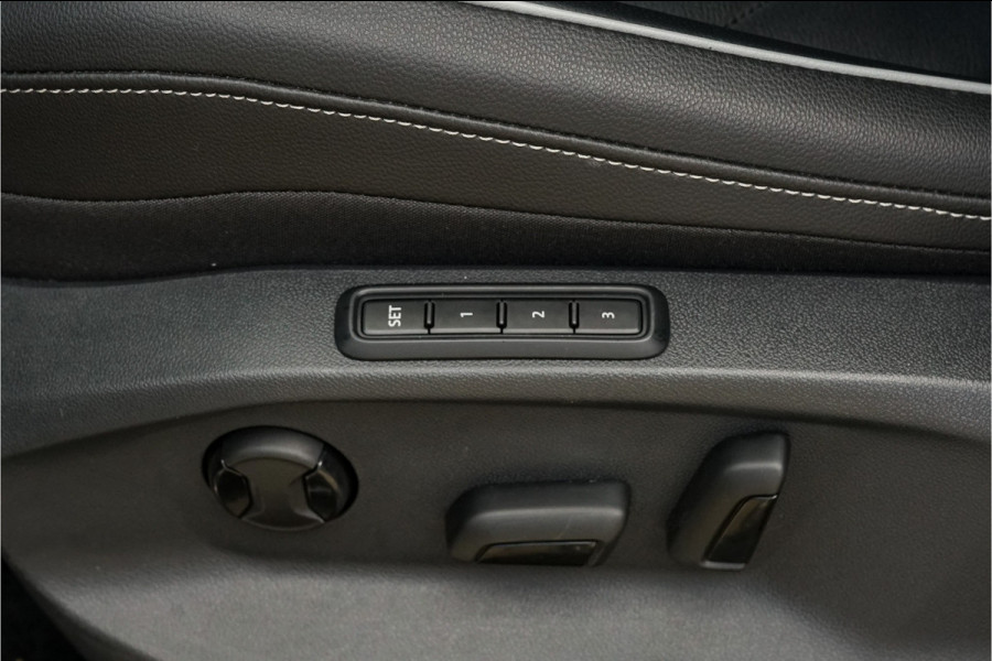 Volkswagen Tiguan 1.4 TSI eHybrid R-Line Pano Leder Black Style 360° Trekhaak