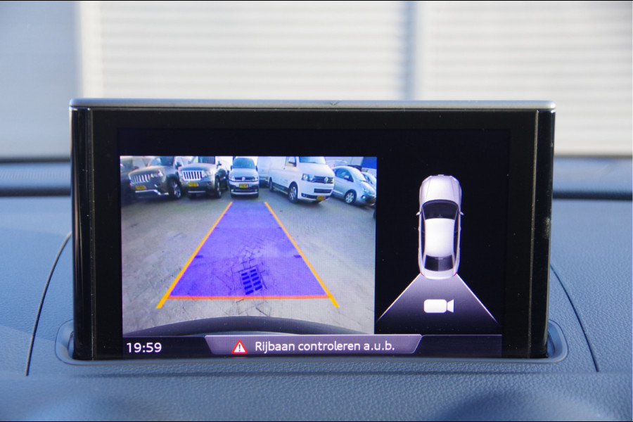 Audi A3 Limousine 40 TFSI 2.0 quattro Design AUT. LED, PANODAK, LEDER, CARPLAY, CRUISE, CLIMA, STOELVERWARMING