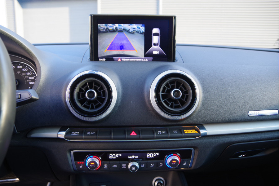 Audi A3 Limousine 40 TFSI 2.0 quattro Design AUT. LED, PANODAK, LEDER, CARPLAY, CRUISE, CLIMA, STOELVERWARMING