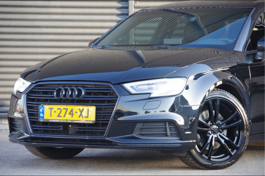 Audi A3 Limousine 40 TFSI 2.0 quattro Design AUT. LED, PANODAK, LEDER, CARPLAY, CRUISE, CLIMA, STOELVERWARMING