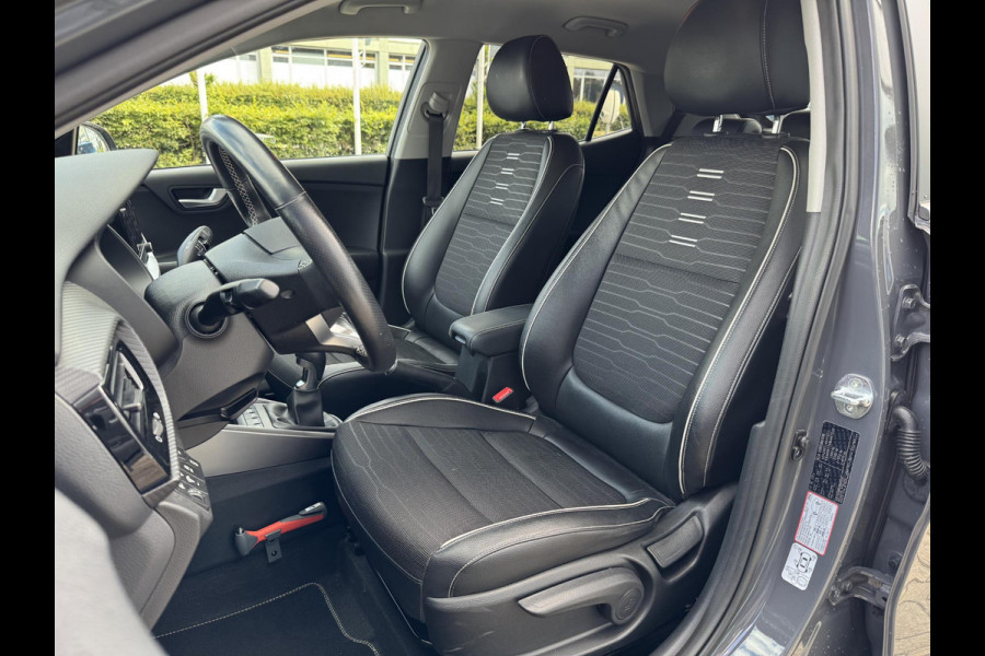 Kia Stonic 1.0 T-GDi MHEV GT-Line | 1e Eigenaar | Nederlandse Dealer onderhouden auto | Trekhaak | Apple Carplay