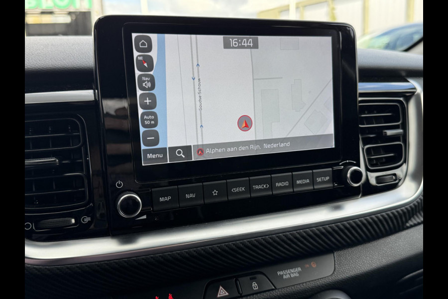 Kia Stonic 1.0 T-GDi MHEV GT-Line | 1e Eigenaar | Nederlandse Dealer onderhouden auto | Trekhaak | Apple Carplay