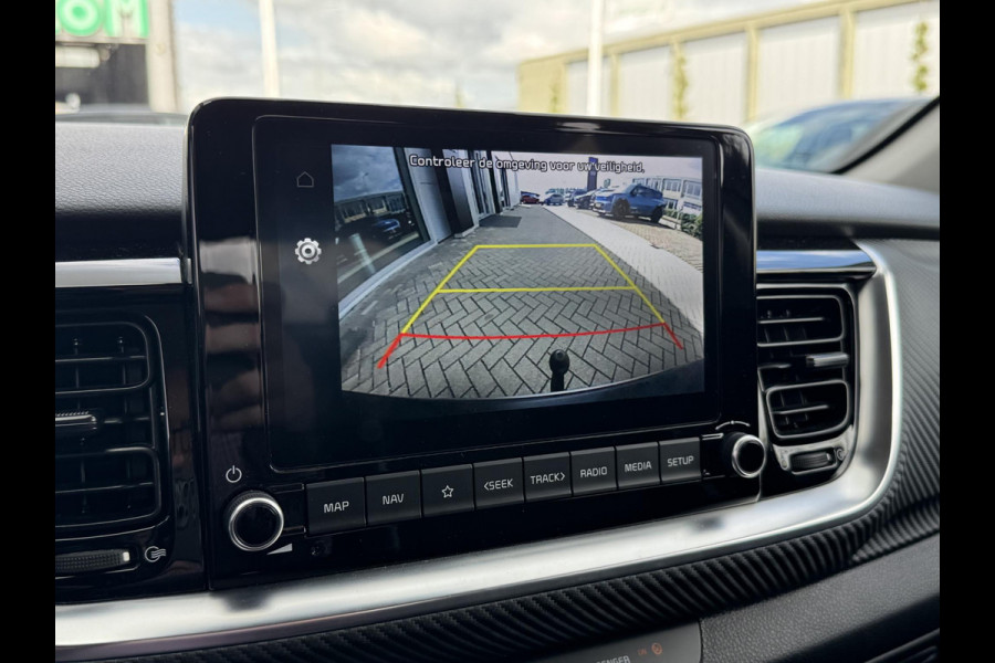 Kia Stonic 1.0 T-GDi MHEV GT-Line | 1e Eigenaar | Nederlandse Dealer onderhouden auto | Trekhaak | Apple Carplay