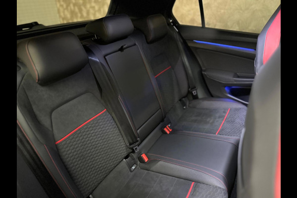 Volkswagen Golf 8 2.0 TSI Clubsport | pano | ACC | sfeerverlichting | IQ Light |