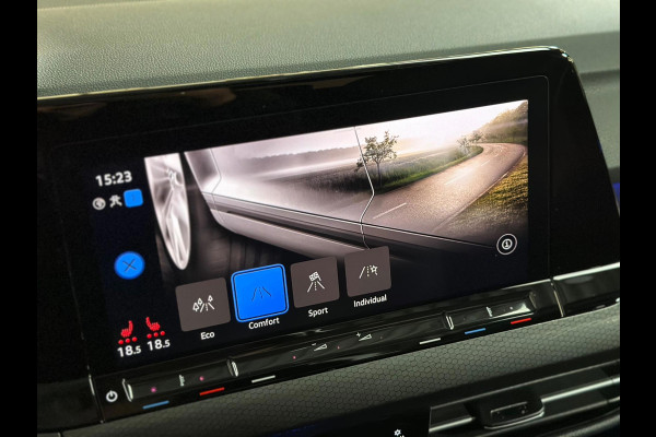 Volkswagen Golf 8 2.0 TSI Clubsport | pano | ACC | sfeerverlichting | IQ Light |