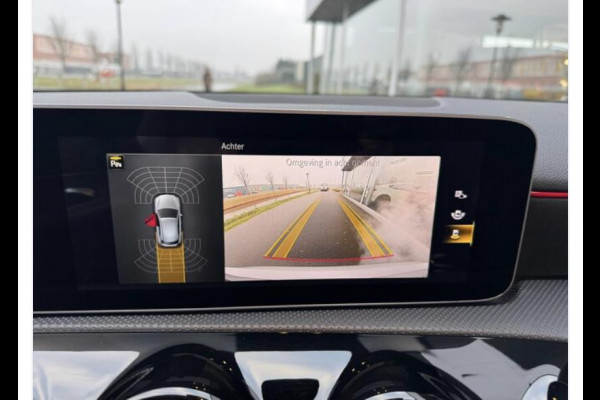 Mercedes-Benz A-Klasse 180 AMG-NIGHT PAKKET/PANO/SFEER/WIDESCREEN/58900KM!