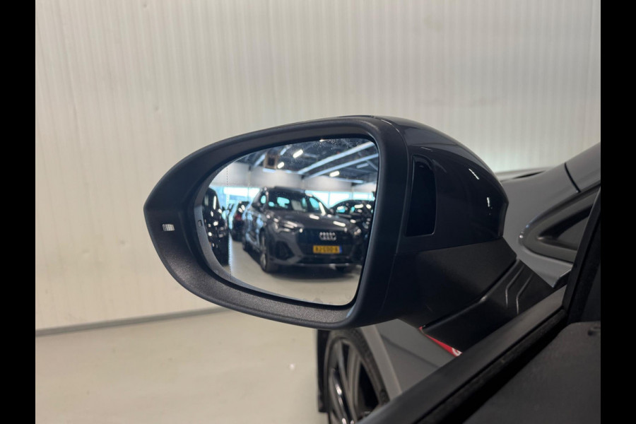 Volkswagen Golf 2.0 TSI GTI Clubsport | PANO | IQ LIGHTS | CAMERA | AMBIANCE