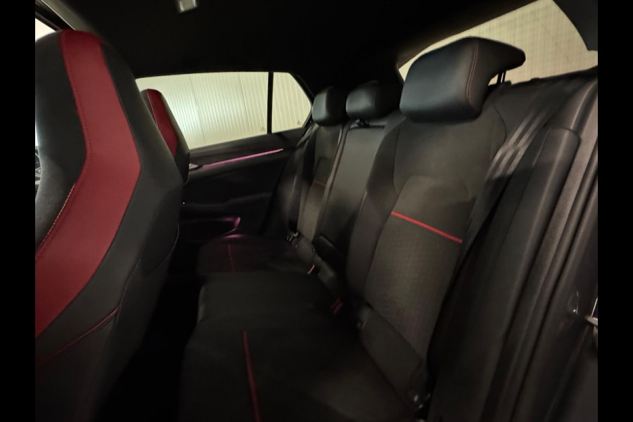 Volkswagen Golf 2.0 TSI GTI Clubsport | PANO | IQ LIGHTS | CAMERA | AMBIANCE
