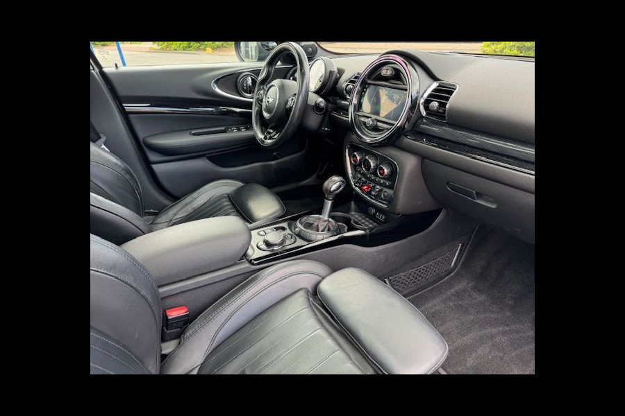 MINI Clubman 2.0 Cooper S Chili Serious Business Automaat Airco/ECC,Navigatie,Leder,Panoramadak