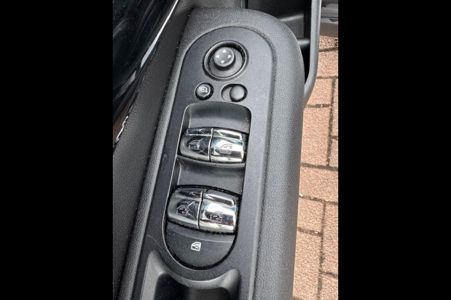 MINI Clubman 2.0 Cooper S Chili Serious Business Automaat Airco/ECC,Navigatie,Leder,Panoramadak