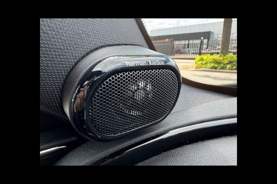 MINI Clubman 2.0 Cooper S Chili Serious Business Automaat Airco/ECC,Navigatie,Leder,Panoramadak