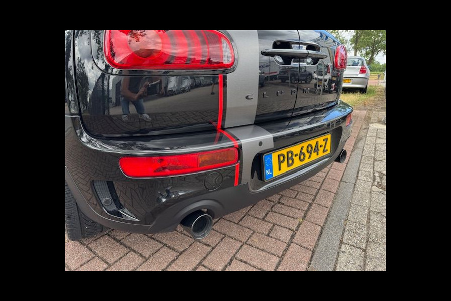 MINI Clubman 2.0 Cooper S Chili Serious Business Automaat Airco/ECC,Navigatie,Leder,Panoramadak