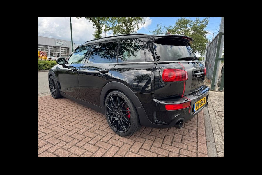 MINI Clubman 2.0 Cooper S Chili Serious Business Automaat Airco/ECC,Navigatie,Leder,Panoramadak