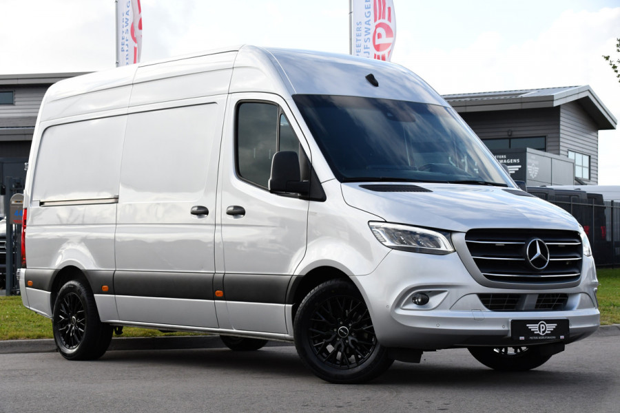 Mercedes-Benz Sprinter 319 3.0 CDI L2H2 PB Edition Camera, Cruise, Carplay, 3500kg Trekhaak, 10,5'' Mbux, LED, Stoelverwarming, 360 Sensoren, Uniek!