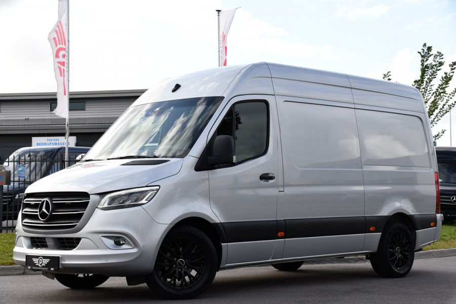 Mercedes-Benz Sprinter 319 3.0 CDI L2H2 PB Edition Camera, Cruise, Carplay, 3500kg Trekhaak, 10,5'' Mbux, LED, Stoelverwarming, 360 Sensoren, Uniek!