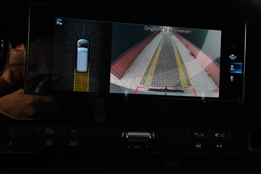 Mercedes-Benz Sprinter 319 3.0 CDI L2H2 PB Edition Camera, Cruise, Carplay, 3500kg Trekhaak, 10,5'' Mbux, LED, Stoelverwarming, 360 Sensoren, Uniek!