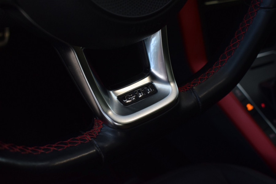 Volkswagen Polo GTI 2.0 TSI 200pk DSG | Pano | Camera | Beats