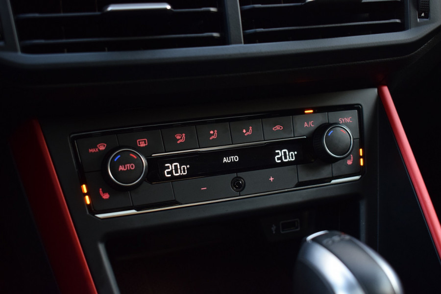 Volkswagen Polo GTI 2.0 TSI 200pk DSG | Pano | Camera | Beats