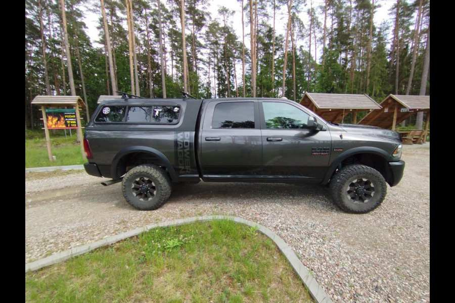 Dodge Ram 2500 Power Wagon 6,4 V8 4x4 Crew Cab LPG onderbouw